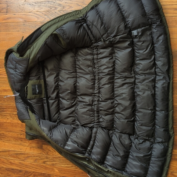 Copperose Hooded Puffer Jacker - Picture 3 of 6